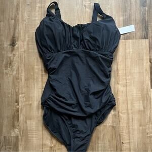 Laphee rose one piece sz xL